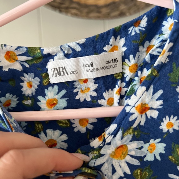 6Y Girls Daisy Dress - Picture 4 of 5